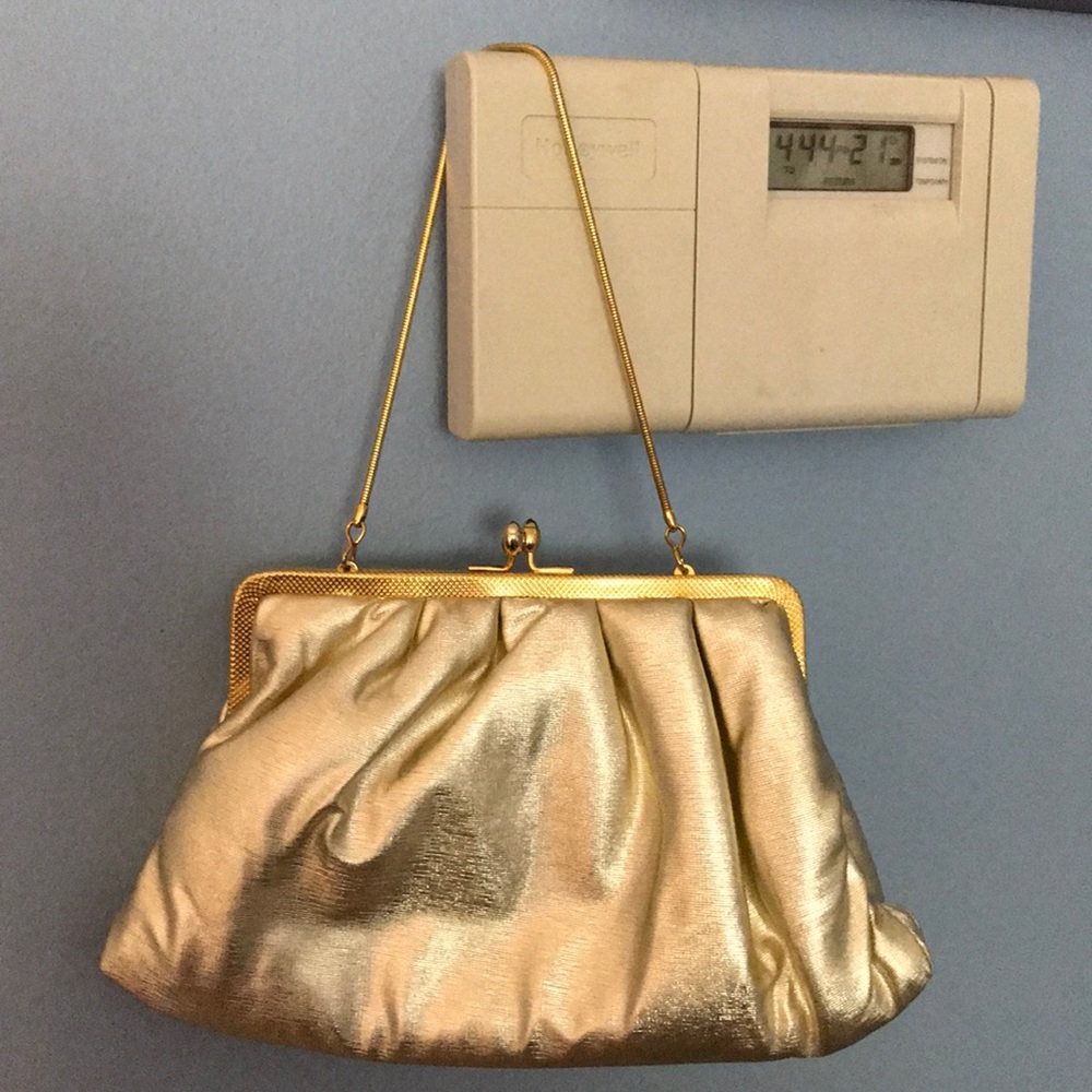 Goldco Vintage 60’/70’s Snake Chain Clutch Purse